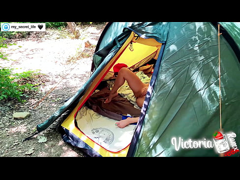 ❤️ Gefilmd op camera Gepassioneerd aftrekken Vreemdeling in een tent Just porno at nl.pornsos-com.ru