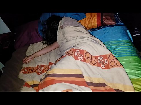 ❤️ Stiefzoon die zijn jonge stiefmoeder berispt terwijl ze slaapt. Just porno at nl.pornsos-com.ru